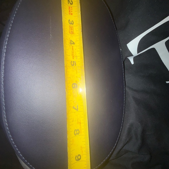 Ralph Lauren Navy Leather Drawstring Shoulder Bucket Bag with Gold RL Accent - Picture 12 of 12